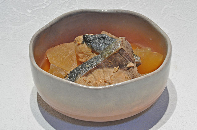 ぶり大根 (translated "Buri Daikon"): "Winter's Embrace: A Harmony of Fish and Root"