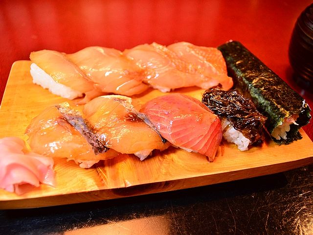 島寿司 (translated "Island Sushi"): "Ode to Ocean's Bounty"