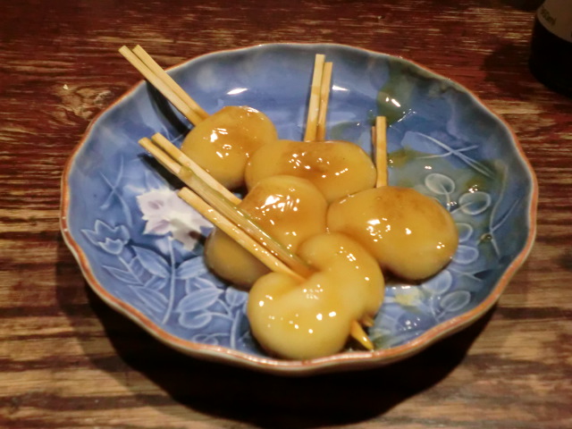 両棒餅 (translated "Duo Stick Rice Cake"): "Harmony of Sweet Sticks"