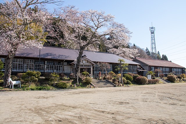 大子町立上岡小学校 (Kamioka Elementary School of Daigo Town): "Whispers of Childhood in Timeless Halls"