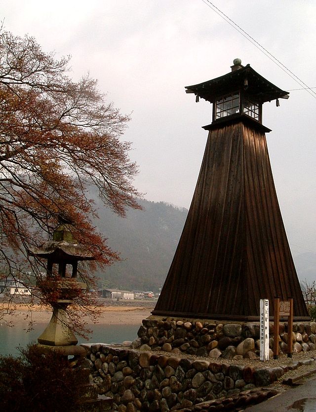 上有知湊 (Kamiaruchi Port): "Whispers of the Tides"