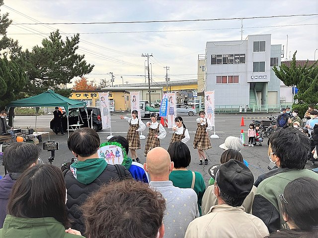 館鼻岸壁朝市 (Kannabikishi Morning Market): "Whispers of Dawn at the Harbor's Heart"