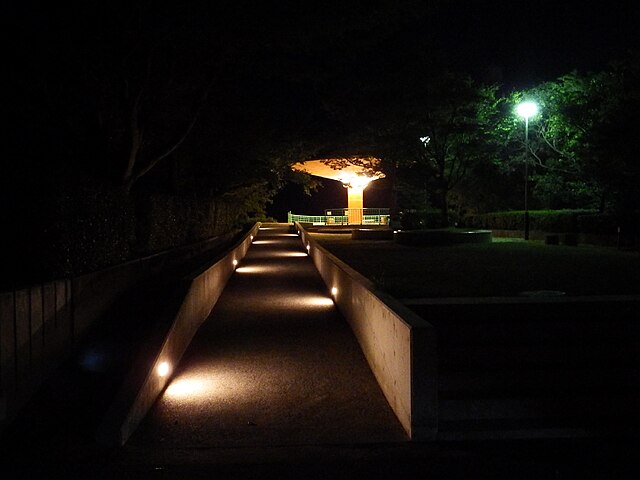 具定展望台(Gujo Observatory): "Whispers of the Horizon"