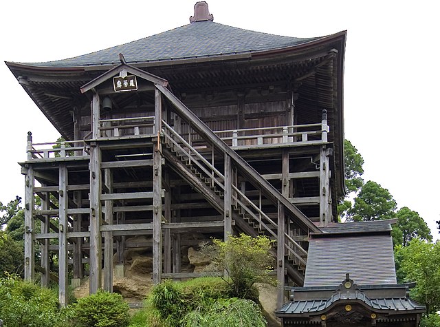 Pines and Prayer at Kasamori Tsurumai Natural Park