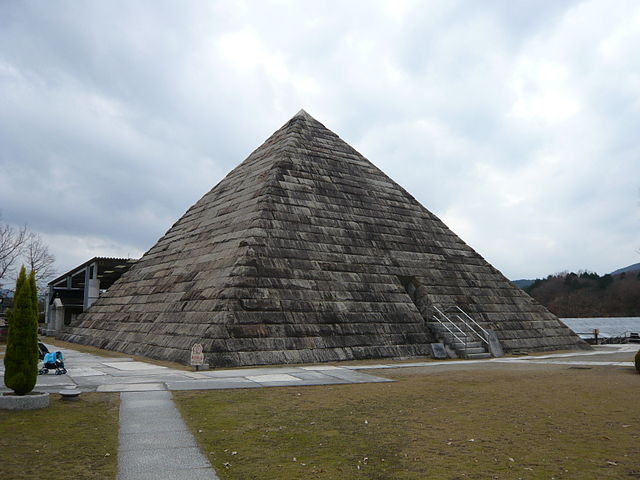 博石館(Museum of Rocks): "Whispers of the Ancient Stones"
