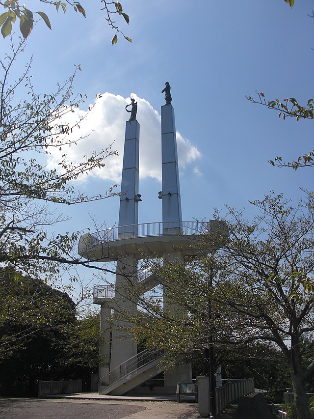 きみさらずタワー(Kimisarazu Tower): "Whispers of the Horizon"