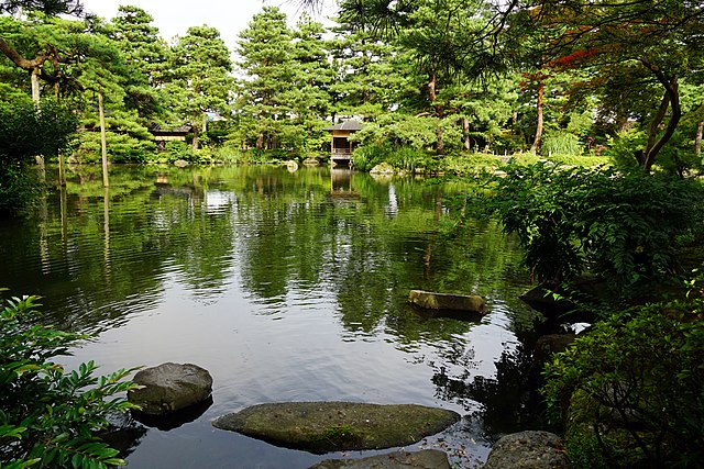 清水園(Clear Water Garden): "Whispers of Serenity in the Tranquil Waters"