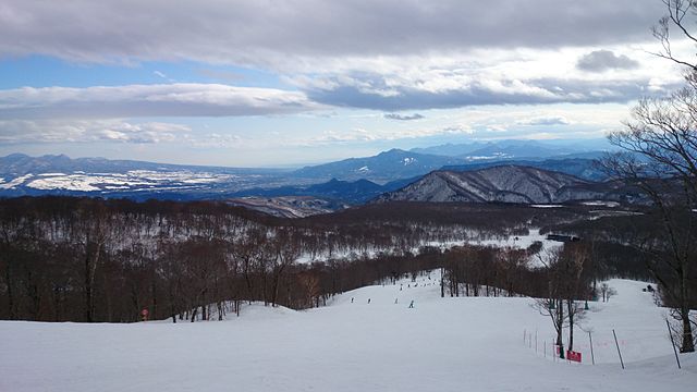 玉原高原 (Jewel Plain): "Whispers of the Celestial Meadow"