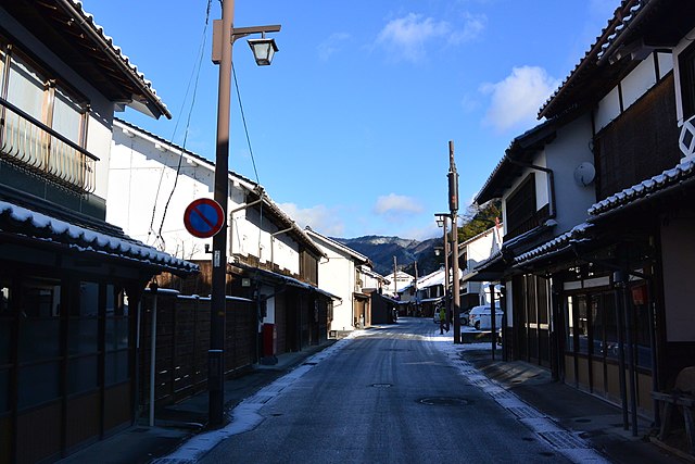 勝山町並み保存地区 (Katsuyama Townscape Preservation Area): "Whispers of Timeless Echoes"