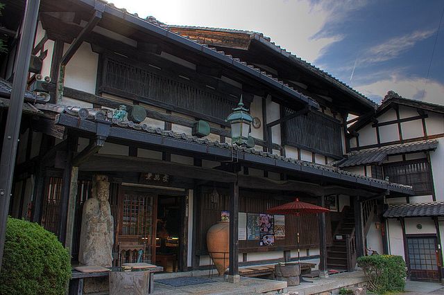 幸兵衛窯 (Kōbeiyaki Kiln): "Whispers of Clay and Fire"