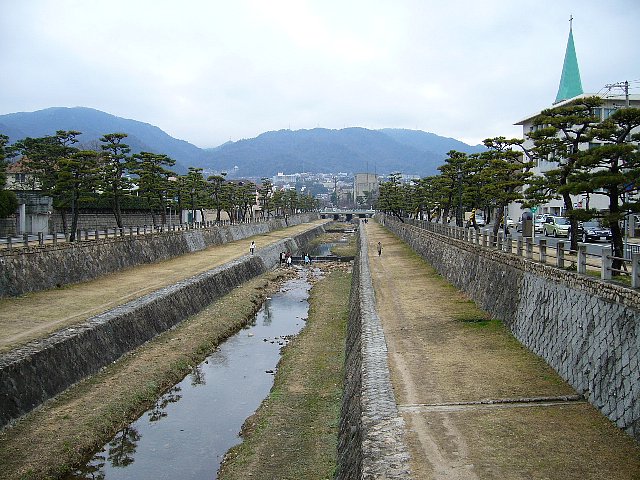 Ashiya River, Where Cherry Canopies Meet Rokko's Slopes