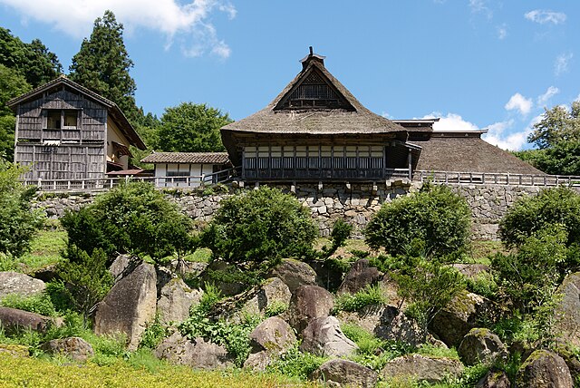 千葉家住宅(Chiba Family Residence): "Whispers of Tradition in Timeless Walls"